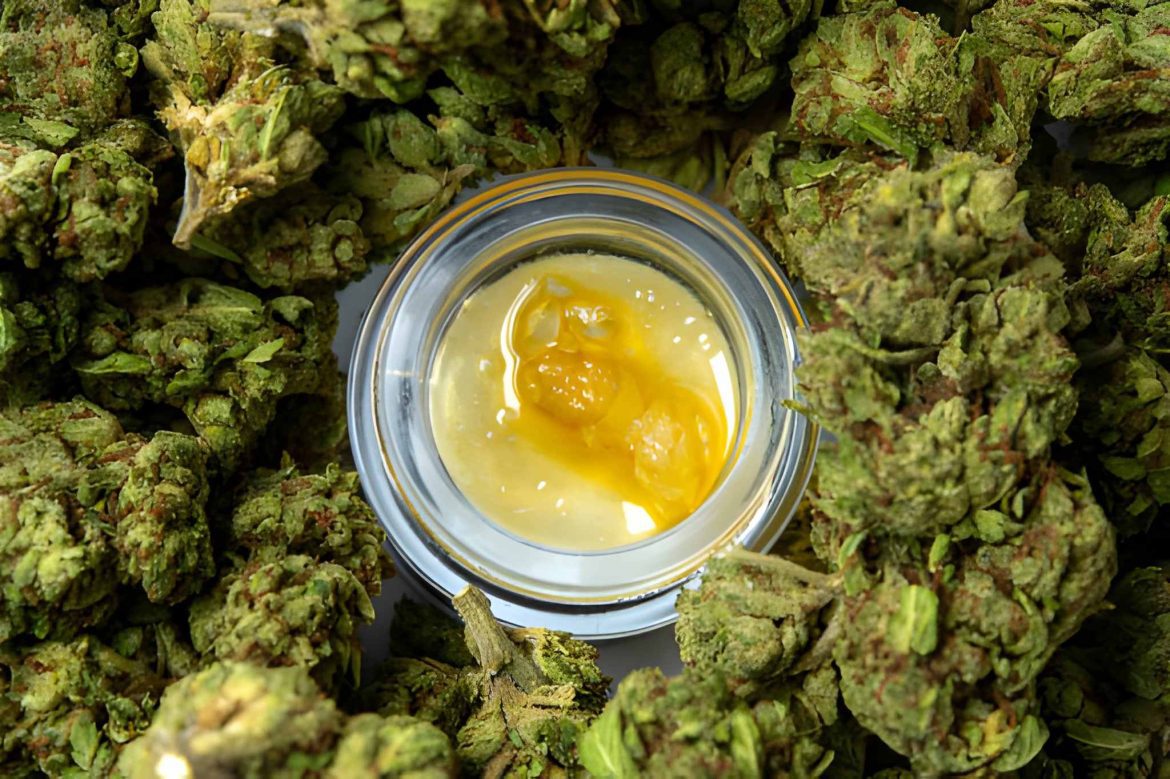 Live resin enhances modern cannabis experience with rich flavor
